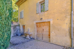 The Azure Alcove image 8