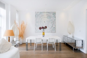 Pampas & Porcelain image 9