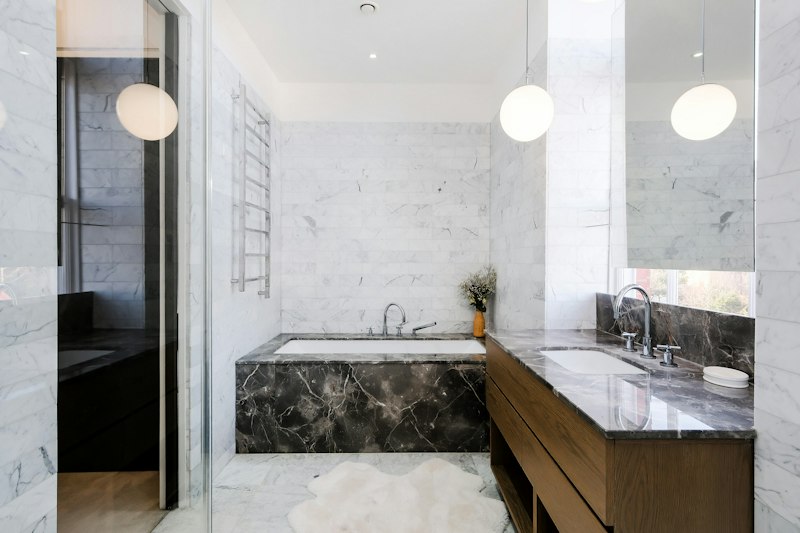 Pampas & Porcelain additional image