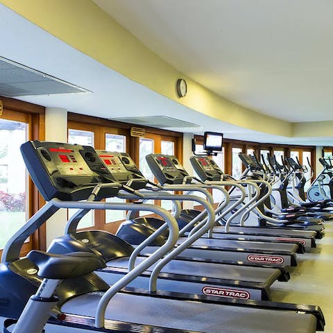 Start your mornings with a mood-boosting workout in the on-site gym