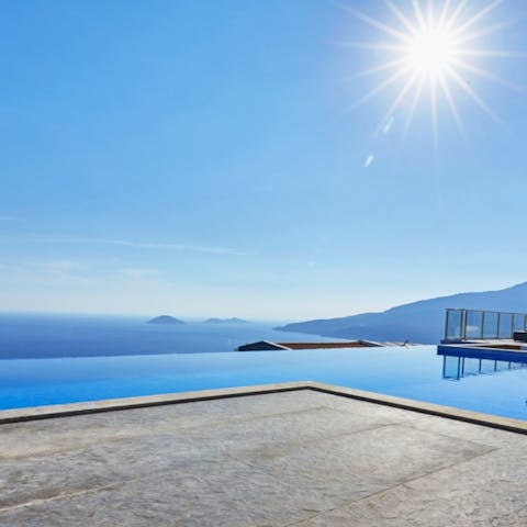 Enjoy a refreshing dip in the private infinity pool 