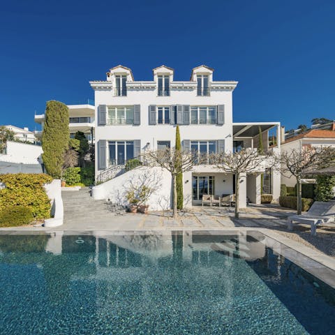 Stay in a spectacular villa that once belonged to Estée Lauder