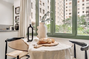 An Air of Elegance image 11