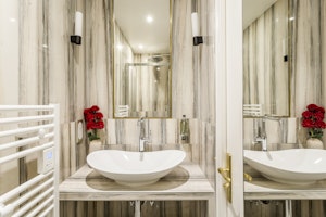 The Royal Abode image 4