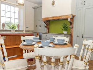 The Kent Manor image 12