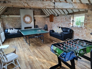 The Kent Manor image 9