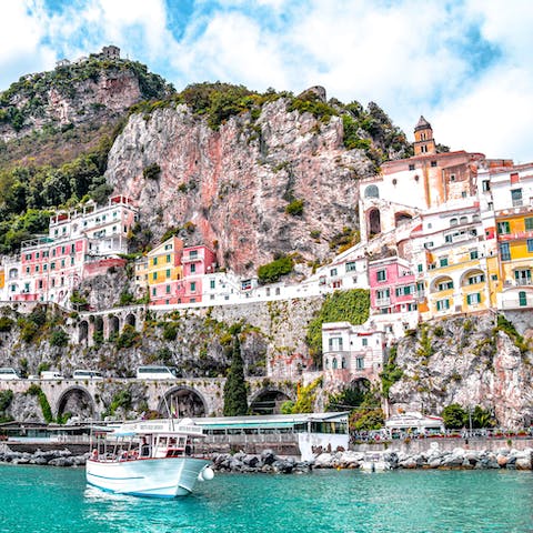 Discover the charming, colourful towns that line the breathtaking Amalfi Coast