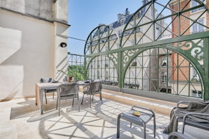 Sunlight in Paris image 13