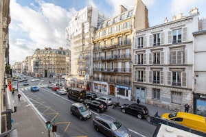 Parisian Markets & Bakeries image 2