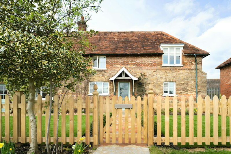 The Sacombe Retreat main image