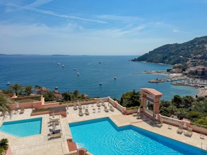 Riviera Through Glass image 6