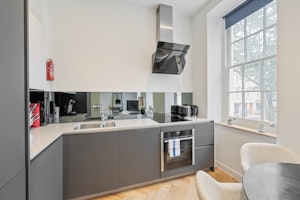Fitzrovia Finesse image 9