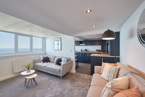 Gull's Rest image 12