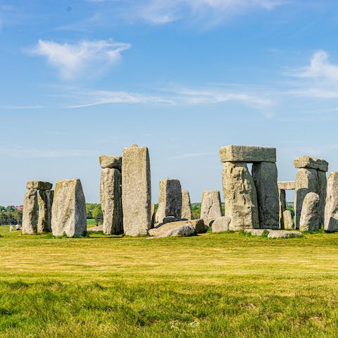 Plan a morning jaunt to Stonehenge, you'll be there in just half-an-hours’ drive