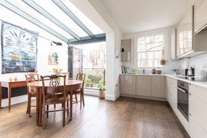 Pimlico Garden image 6