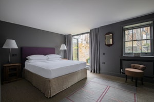 Pimlico Garden image 4
