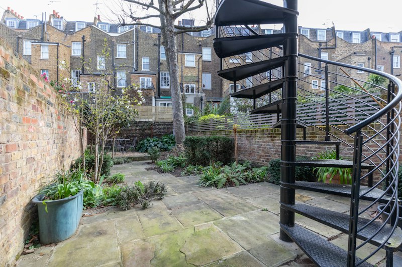 Pimlico Garden additional image