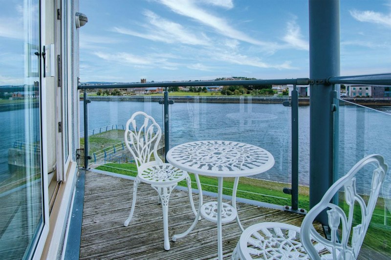 Dockside Daydream additional image