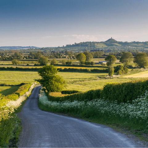 Explore the rolling hills of Somerset from the moment you step off site