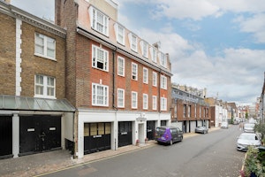 Knightsbridge Luxe image 13