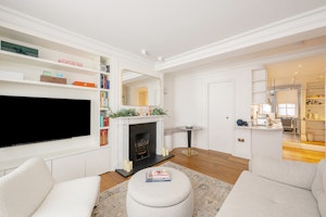Knightsbridge Luxe image 7