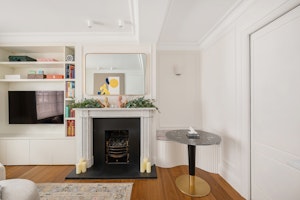 Knightsbridge Luxe image 2