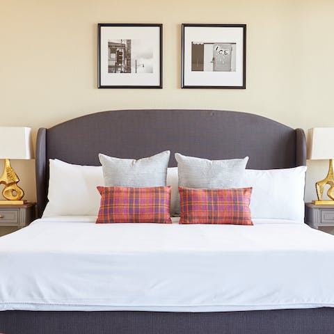 Wake up in the sumptuous bed, rested and ready for another day of Austin sightseeing