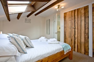 Tin Miner's Cottage image 7