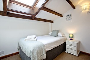 Tin Miner's Cottage image 6