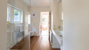 Midcentury in Somerset image 7
