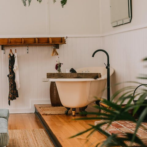 Feel a wonderful sense of wellbeing while soaking in the bath