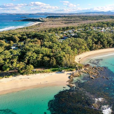 Immerse yourself in the idyllic scenery of Bendalong and its beaches 
