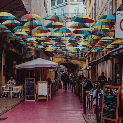 Stroll along the iconic Pink St, just a short walk from your door