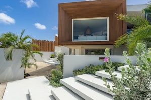 Architect on Holiday image 14