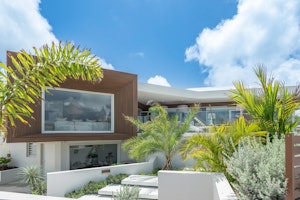 Architect on Holiday image 10
