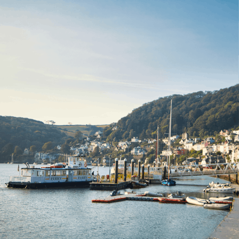 Explore the Dart Valley with ease – Dartmouth is a short drive away