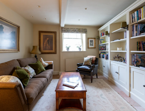 Chichester Garden Retreat image 13