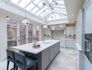 Chichester Garden Retreat image 9