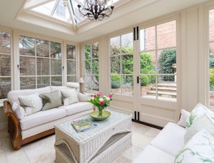 Chichester Garden Retreat image 4