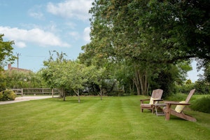 Garden Sanctuary image 15