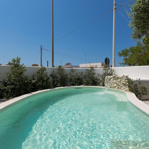 Cool off in your private plunge pool after a fun day and watch a cloudless sunset overhead