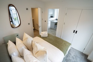 Your Skyline Suite image 12