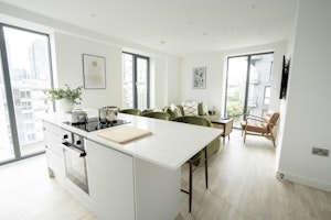 Your Skyline Suite image 11