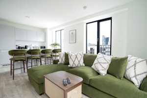 Your Skyline Suite image 1