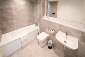 Your Skyline Suite image 6