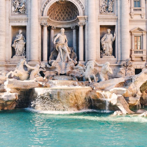 Walk to the angelic Trevi Fountain in just seven minutes 