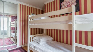 South Kensington Opulence image 3