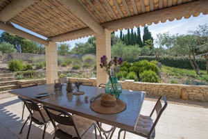 Gordes Hideaway image 2
