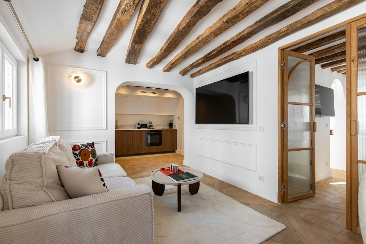 Saint-Germain Nest, Ile-de-France