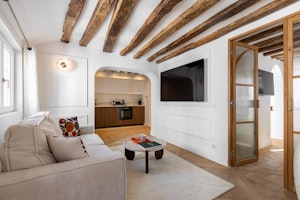 Saint-Germain Nest image 1
